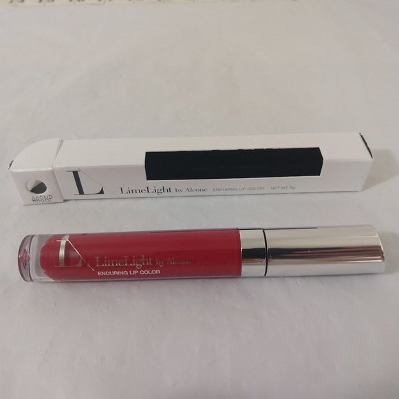 LimeLight by Alcone | Liquid to Matte Enduring Lip Gloss - Cherry Pie Shade NEW - Picture 1 of 4
